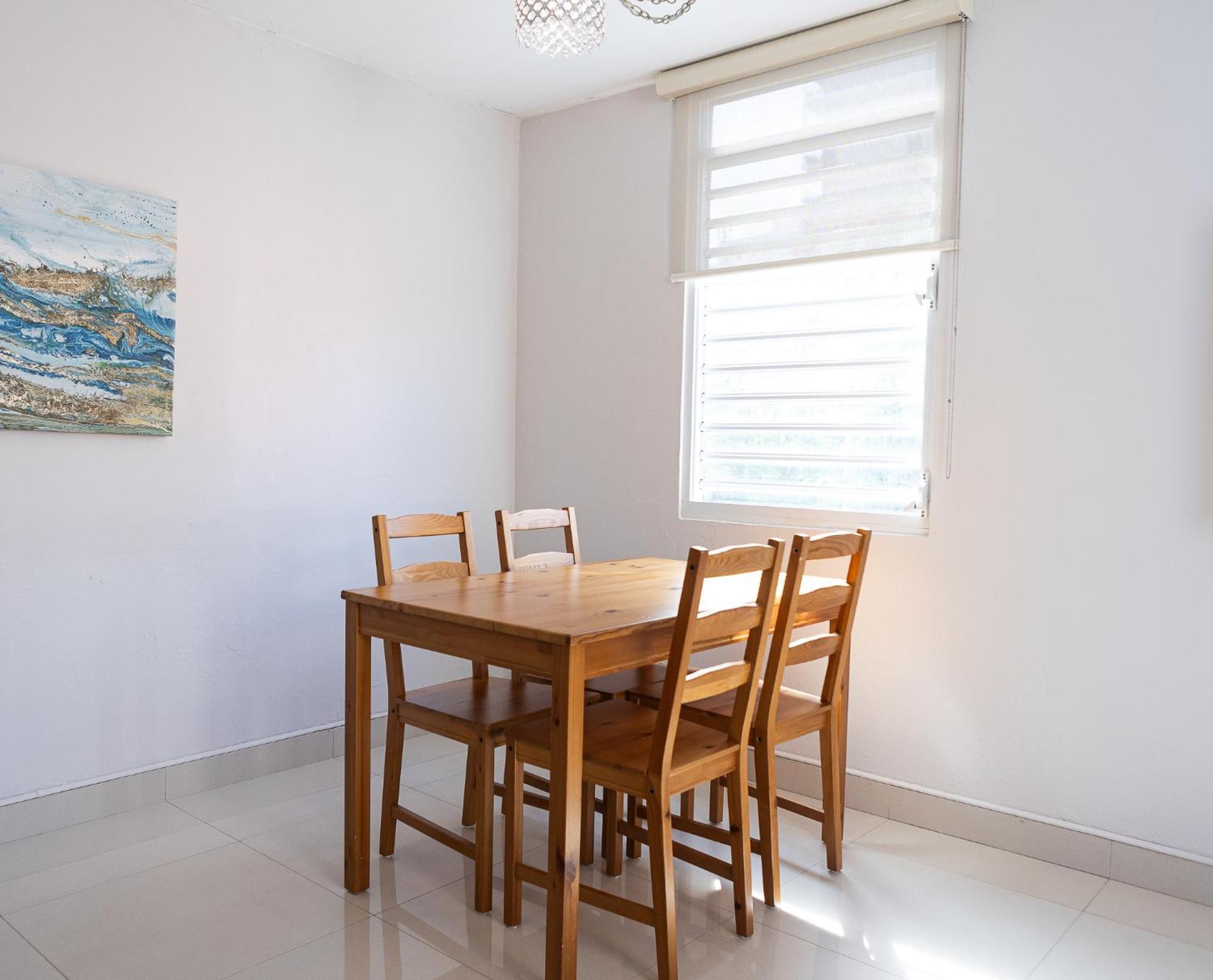 202-beautiful Gem Near The With Free Parking Apartamento